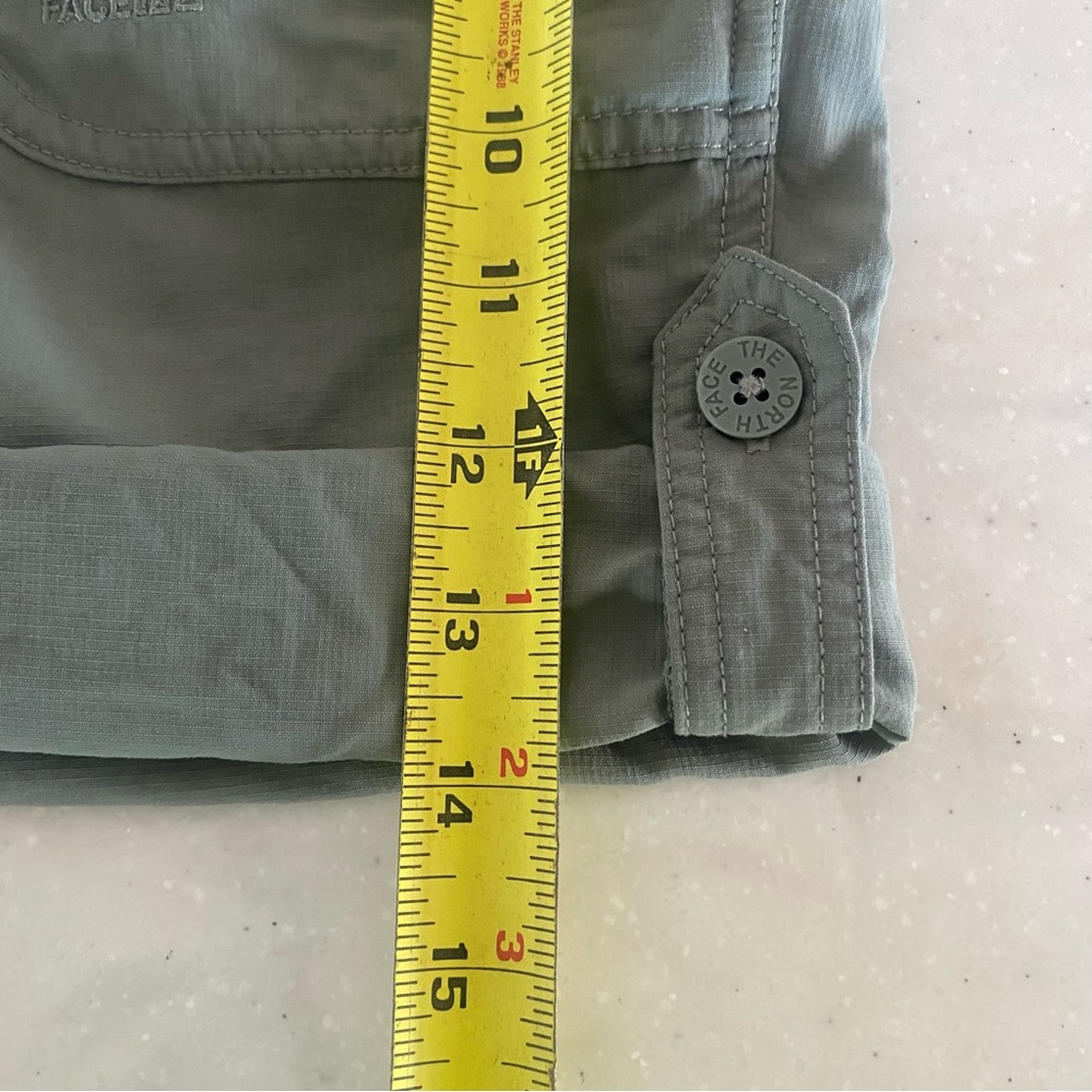 The North Face Women's Roll-up Nylon Shorts Size 2 Army Green - Picture 15 of 16